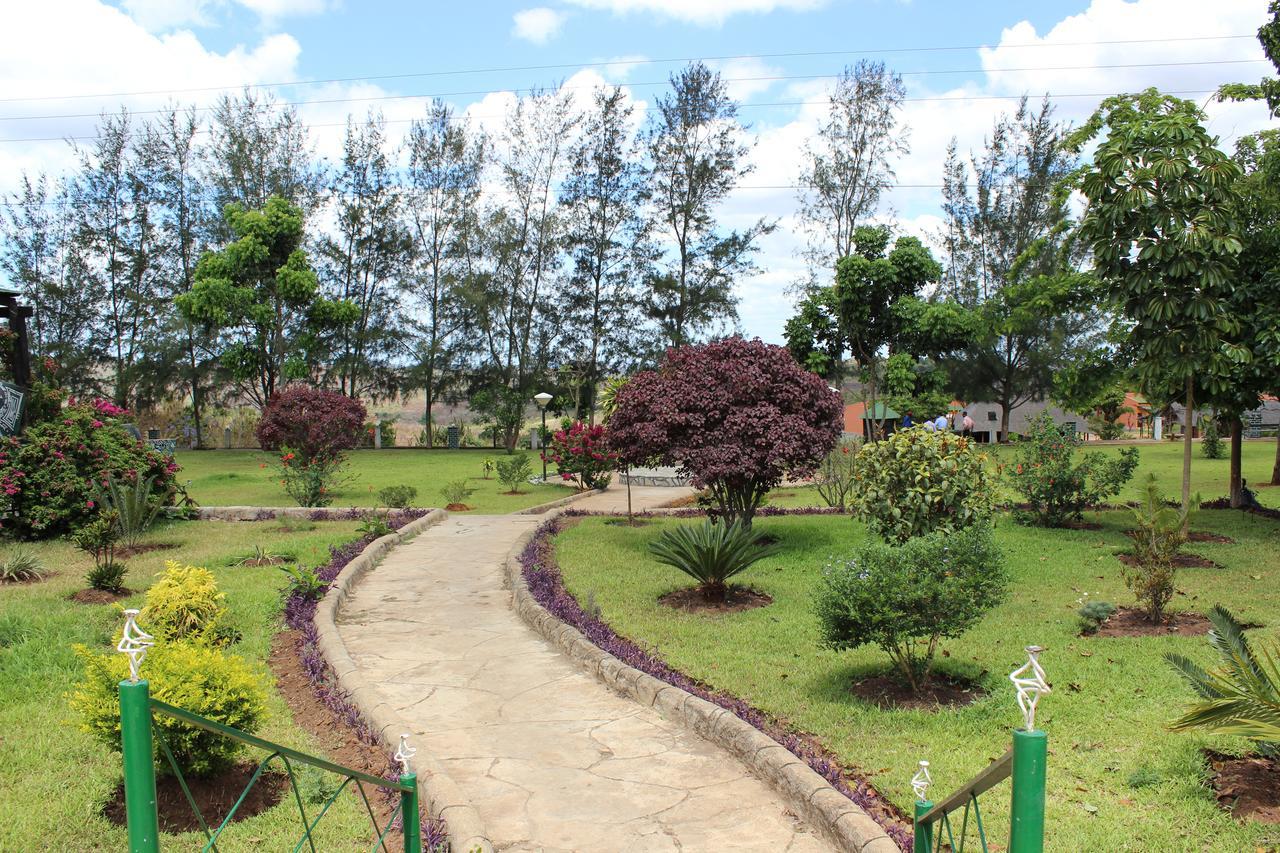 Milpark Hotel Cafumpe Exterior photo