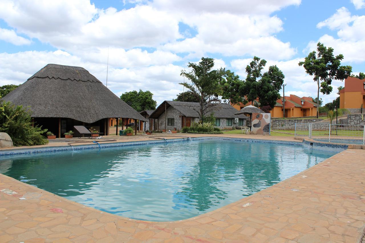 Milpark Hotel Cafumpe Exterior photo