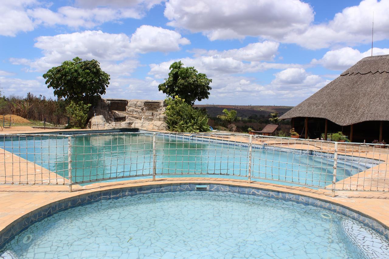 Milpark Hotel Cafumpe Exterior photo