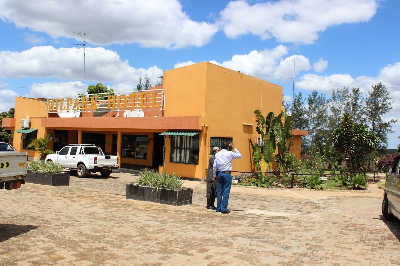 Milpark Hotel Cafumpe Exterior photo